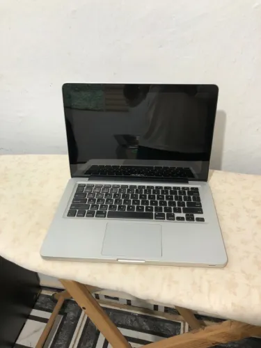 MacBook Pro 2010 (Leia descrição)