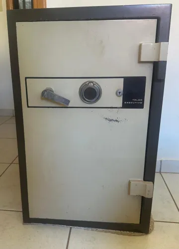 Cofre Talos executivo