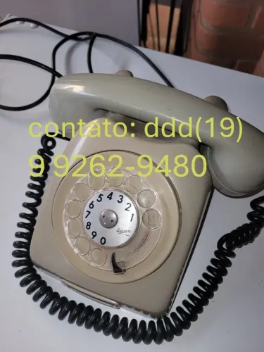 Telefone antigo