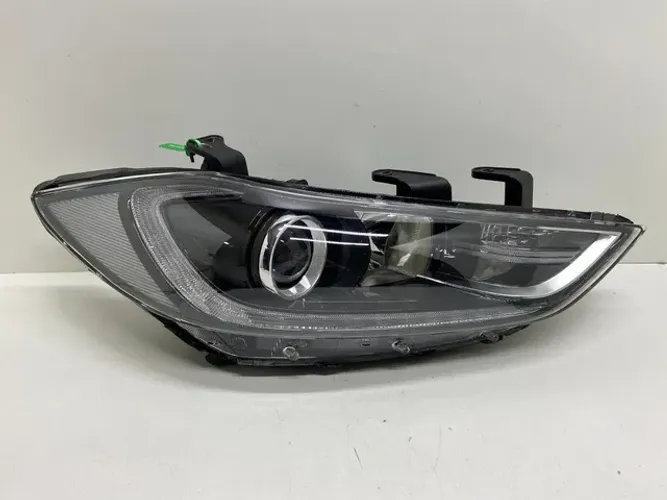 Farol Hyundai Elantra 2017 2018 2019 2020 Direito Com Led