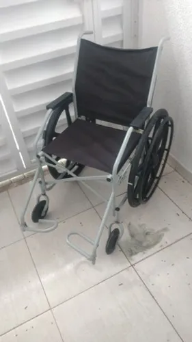 Cadeira de rodas a venda