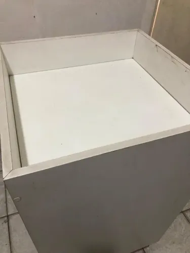 Expositor de caixote