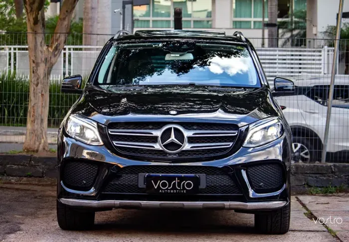 Mercedes-Benz GLE-350 Family 3.0 V6 258cv 4X4 Diesel 2016