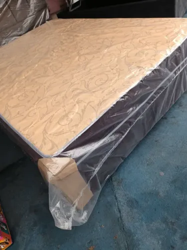 Cama Box de casal com colchão conjugada