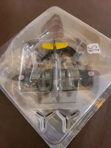 Miniatura Avião Bombardeiro WWll Glenn Martin 167 Maryland France