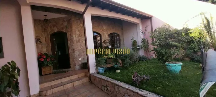 Casa Alto Padrão à venda com 3 Dormitórios, sendo 2 Suítes no Condomínio Altos De Suzano-S