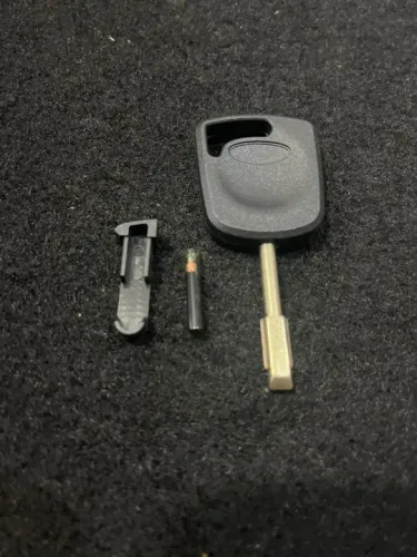 Chave reserva é chip Code Ford Ka 02/13.