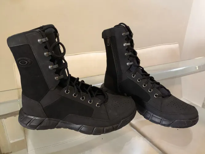 Coturno Bota Assault Oakley Coyote Boot 