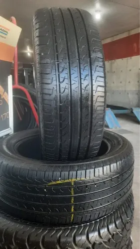 Pneus 215/55/17 usado
