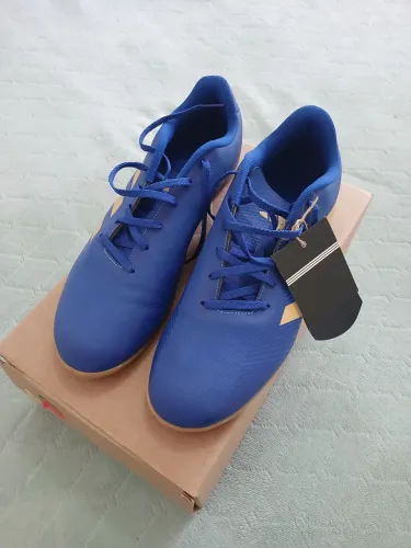 Tenis futsal Penalty Predator Essentials n. 43