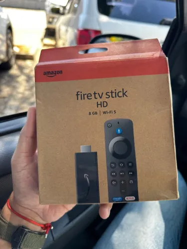 Fire TV Stick HD 8GB Wi-Fi 5 - Amazon
