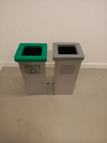 Lixeira Inox Para recicláveis e não recicláveis