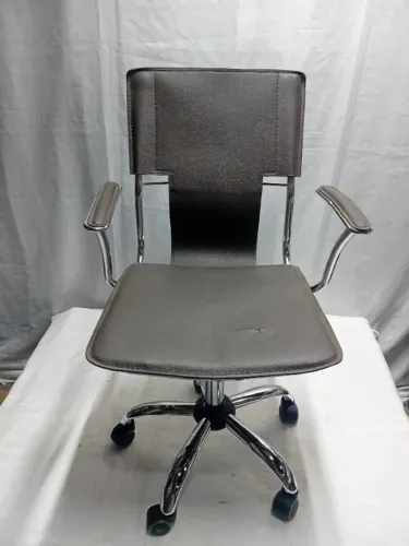 Cadeira de Escritório Executiva em Couro PVC Marrom