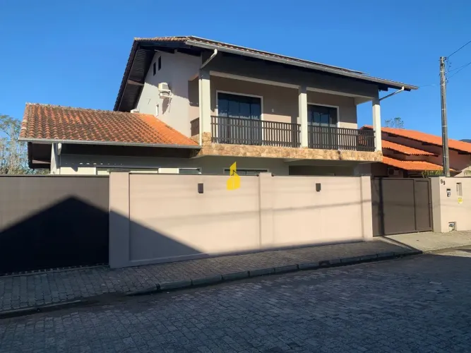 Casa à venda no bairro Centro - Rodeio/SC