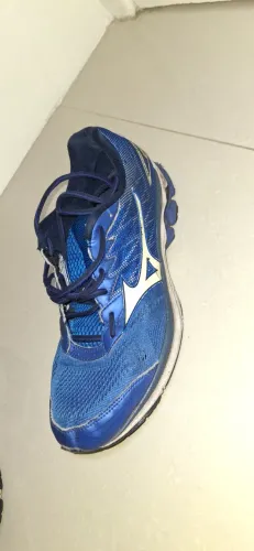 Tênis Mizuno Wave Rider 20