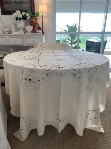 Toalha 2.00x1.74cm jantar portuguesa Ilha da Madeira