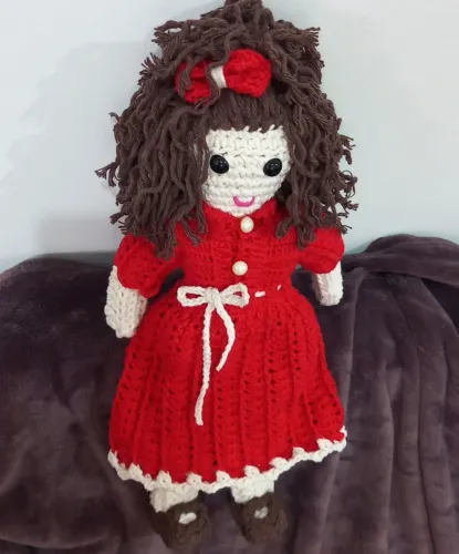 Boneca de crochê - Nika