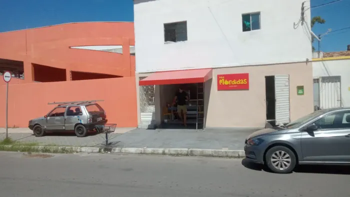 Toldos e Fachadas