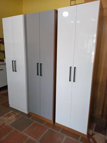 Multiuso com opção de 03 cores, novo.(Entrego).