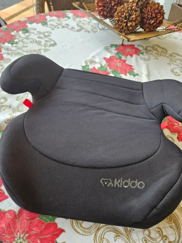 Assento elevado (Booster) Kiddo Isofix