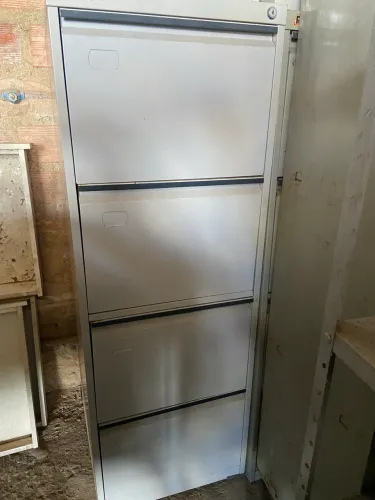 Armário gaveteiro 4 gavetas metálico