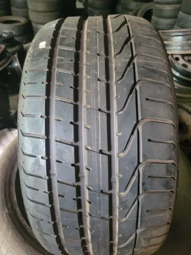 Pneu 255 35 18 Pirelli(só tenho um) novo em até 10x de R$45,00 no cartão de crédito