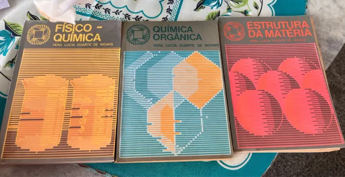 Livros de Química: Físico-Química, Orgânica e Estrutura da Matéria