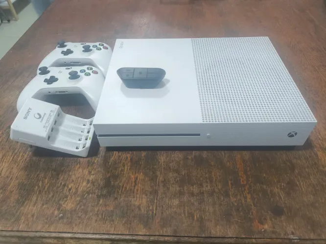 Console Xbox X One S