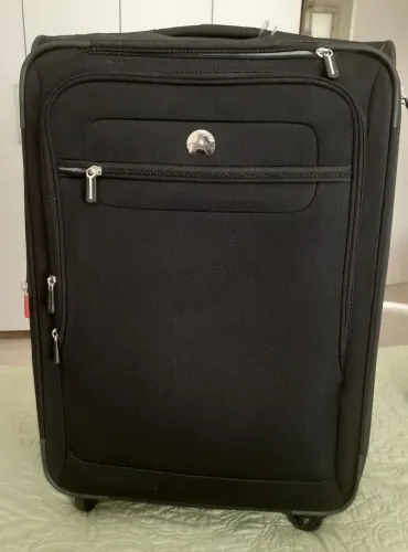 Mala Delsey Importada Nova