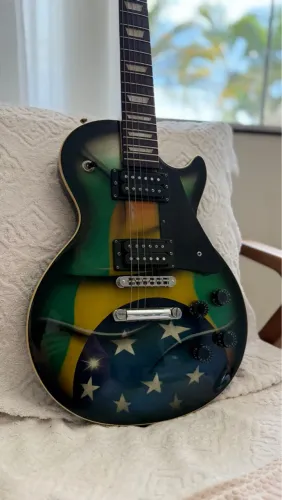Guitarra Golden Les Paul - Edição Especial Bandeira do Brasil - Relíquia