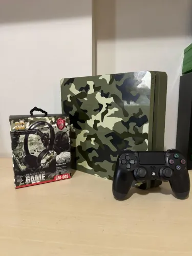 PS4 Camuflado + Headset Gamer
