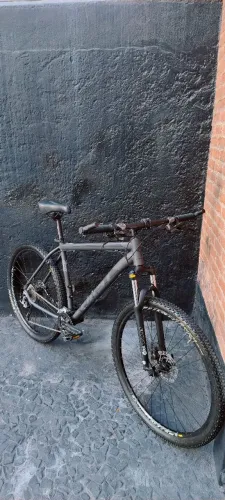 Bicicleta aro 29 First Tam 21