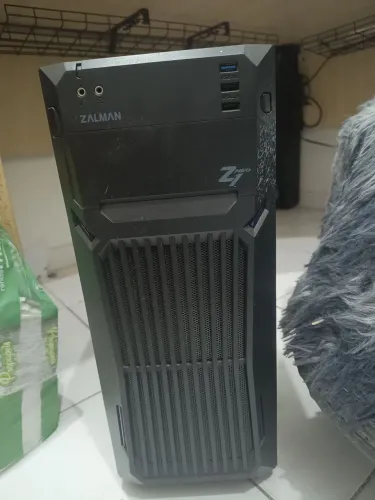 Gabinete Gamer Zalman Z4 Neo