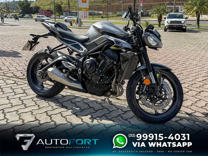 TRIUMPH STREET TRIPLE 765 R 2023/2024