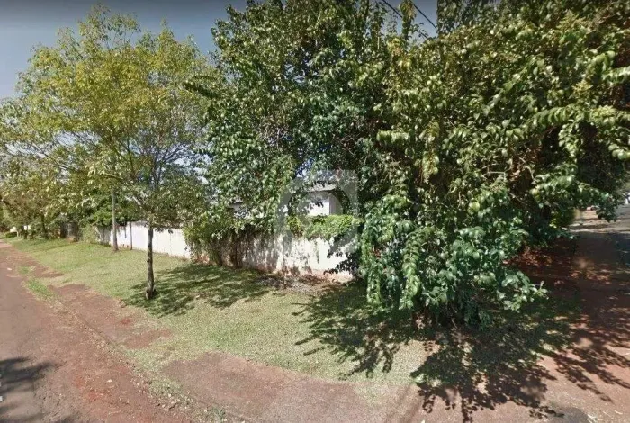 Terreno à venda na Vila Yolanda em Foz do Iguaçu.