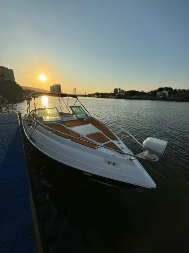 Lancha Phantom 24 pés, Motor Yamaha 225HP 4T, Revisada, Pronta pro lazer.