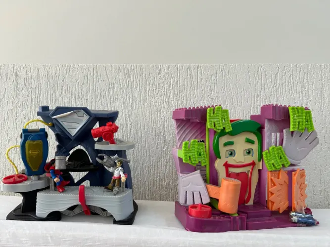Playsets Superman e coringa