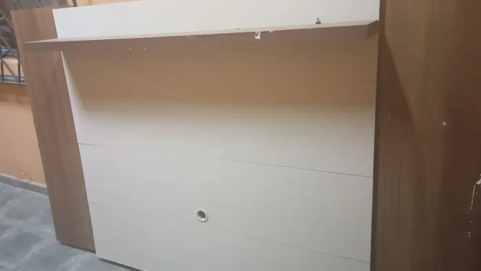 Painel de tv semi novo