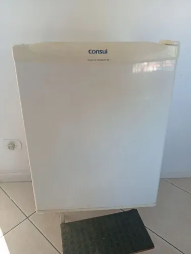 FRIGOBAR CONSUL