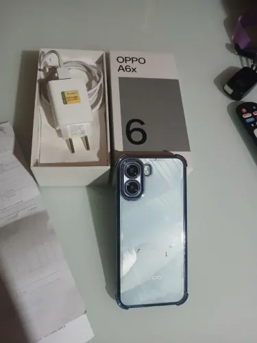 Celular, oppo a6x.