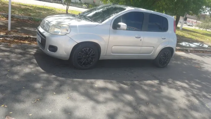 Fiat Uno Vivace/rua 1.0 EVO Fire Flex 8V 5P 2011
