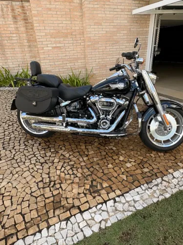 Moto Harley Davidson Fat Boy (FLFBS 114) - 2023 - Impecável - Vários Acessórios