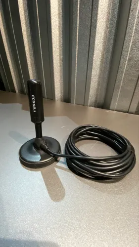 Antena digital interna