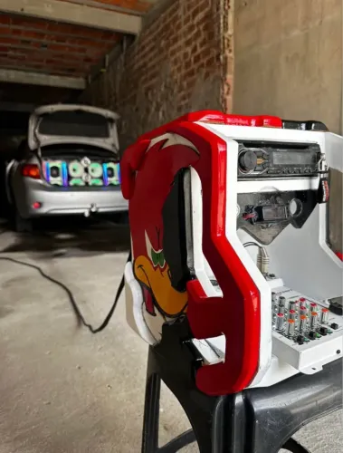 SOM AUTOMOTIVO 