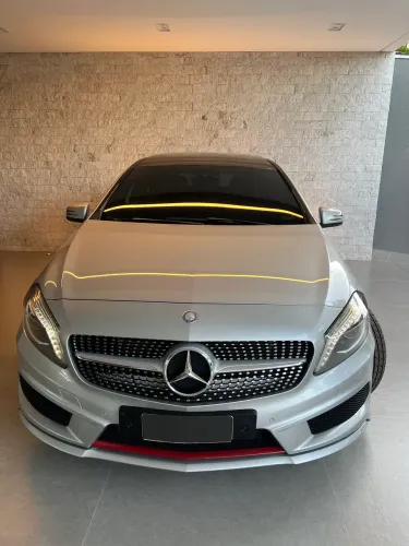 Mercedes-Benz Classe A 250 2.0 TB Sport Aut. 2015