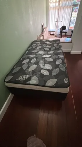 Cama de solteiro 