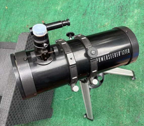 Telescópio celestron 