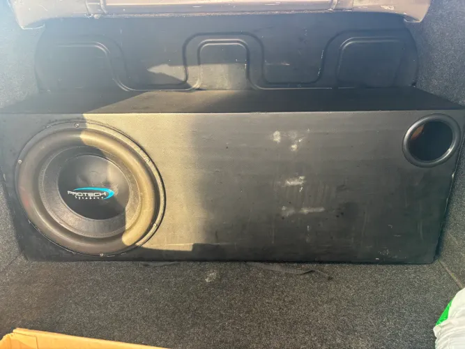 Caixa com Subwoofer
