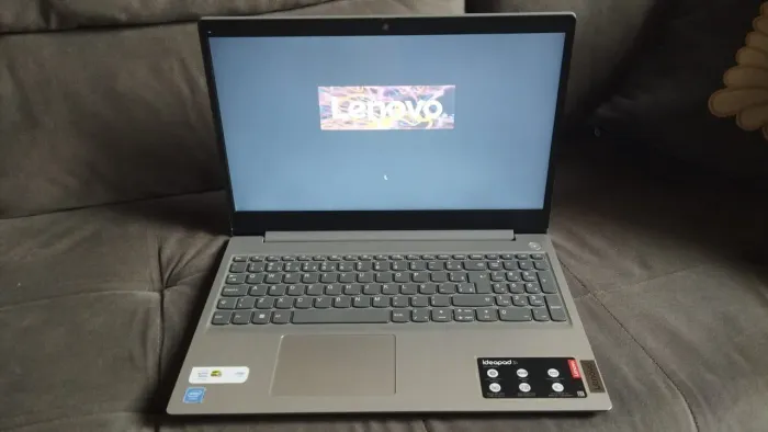 Notebook Lenovo pra vender ligeiro 