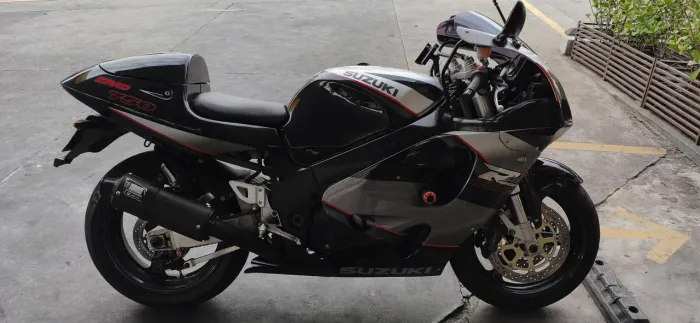 GSX 750R Srad Vendo ou troco